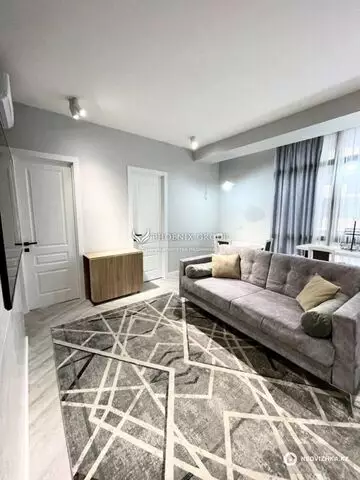 3-комнатная квартира, этаж 5 из 13, 60 м²