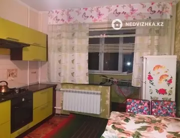 1-комнатная квартира, этаж 4 из 5, 40 м², по часам