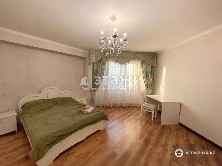 110 м², 3-комнатная квартира, этаж 3 из 12, 110 м², на длительный срок, изображение - 1