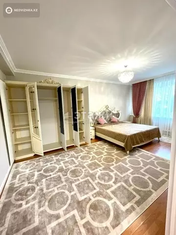 3-комнатная квартира, этаж 3 из 5, 85 м², на длительный срок