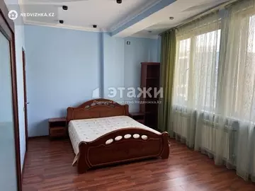 3-комнатная квартира, этаж 6 из 10, 118 м², на длительный срок