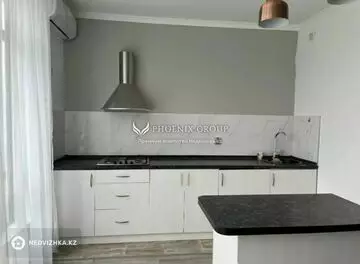 3-комнатная квартира, этаж 3 из 5, 56 м²