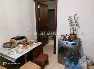 2-комнатная квартира, этаж 2 из 3, 44 м²