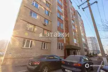 2-комнатная квартира, этаж 7 из 9, 81 м²