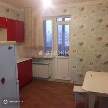 1-комнатная квартира, этаж 5 из 12, 38 м²