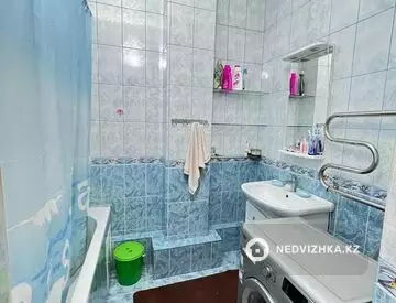 2-комнатная квартира, этаж 4 из 5, 80 м², на длительный срок