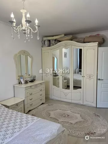 3-комнатная квартира, этаж 3 из 9, 90 м²