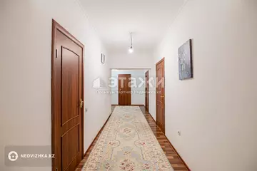 130 м², 3-комнатная квартира, этаж 2 из 9, 130 м², изображение - 38