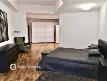 200 м², 3-комнатная квартира, этаж 8 из 5, 200 м², изображение - 0