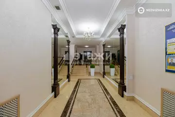 2-комнатная квартира, этаж 14 из 20, 55 м²