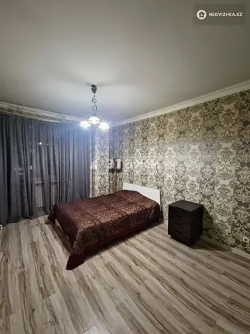 3-комнатная квартира, этаж 4 из 14, 116 м²