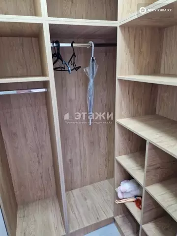 2-комнатная квартира, этаж 12 из 16, 60 м², на длительный срок