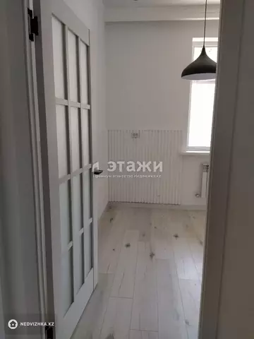 1-комнатная квартира, этаж 1 из 13, 36 м², на длительный срок