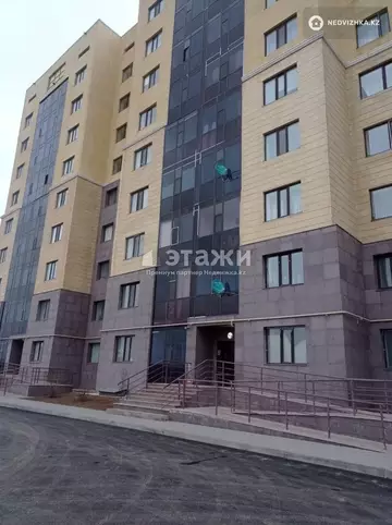 1-комнатная квартира, этаж 9 из 9, 38 м²