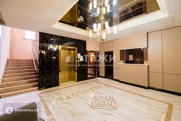 3-комнатная квартира, этаж 3 из 9, 120 м²