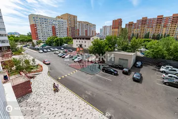 1-комнатная квартира, этаж 14 из 19, 52 м²