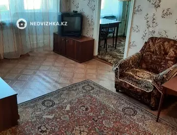 2-комнатная квартира, этаж 3 из 5, 42 м²