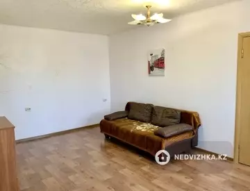 2-комнатная квартира, этаж 2 из 4, 45 м²