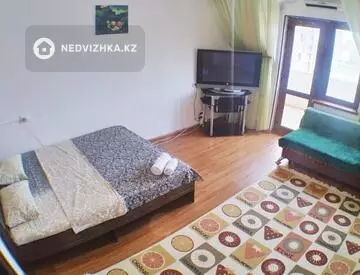 2-комнатная квартира, этаж 11 из 11, 60 м², посуточно