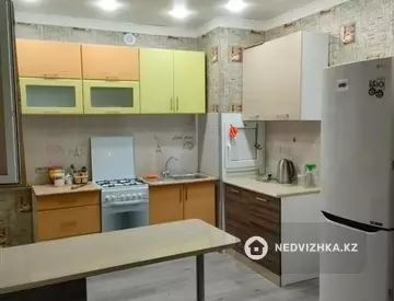 2-комнатная квартира, этаж 6 из 6, 58 м², посуточно