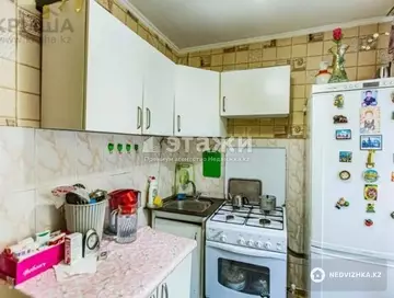 2-комнатная квартира, этаж 3 из 5, 42 м²