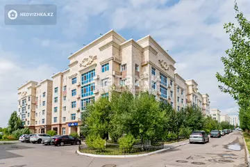 3-комнатная квартира, этаж 3 из 4, 75 м²