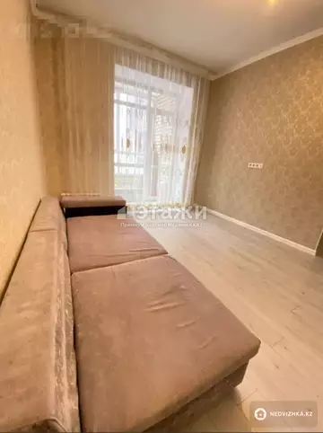 1-комнатная квартира, этаж 4 из 10, 36 м²