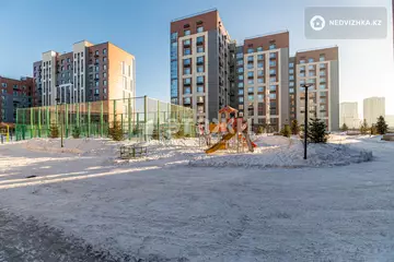 2-комнатная квартира, этаж 3 из 12, 69 м²