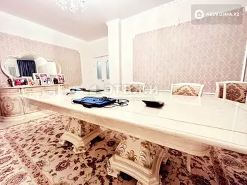 3-комнатная квартира, этаж 3 из 16, 90 м²