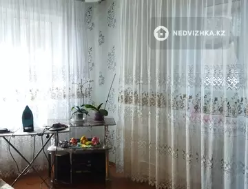 2-комнатная квартира, этаж 3 из 5, 52 м²