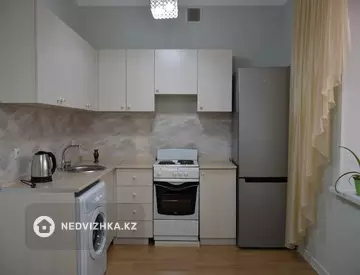 52 м², 1-комнатная квартира, этаж 6 из 6, 52 м², посуточно, изображение - 3