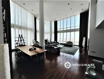 500 м², 7-комнатная квартира, этаж 1 из 3, 500 м², изображение - 2