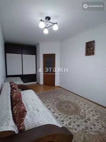 1-комнатная квартира, этаж 4 из 5, 33 м²