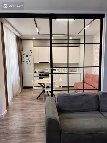 2-комнатная квартира, этаж 7 из 18, 66 м²