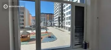 3-комнатная квартира, этаж 3 из 12, 61 м²