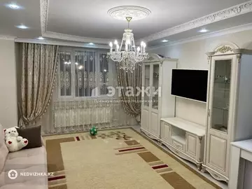 4-комнатная квартира, этаж 3 из 14, 101 м²