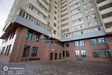 4-комнатная квартира, этаж 3 из 18, 120 м²