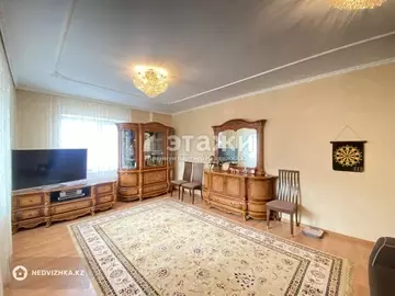 82 м², 2-комнатная квартира, этаж 3 из 18, 82 м², изображение - 2