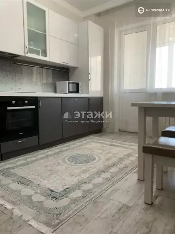 3-комнатная квартира, этаж 8 из 12, 91 м²