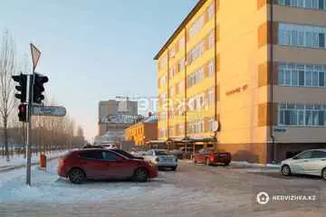 1-комнатная квартира, этаж 4 из 5, 58 м²