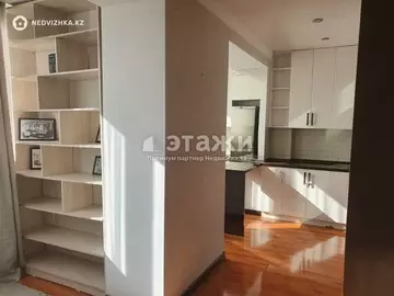 1-комнатная квартира, этаж 4 из 13, 38 м²