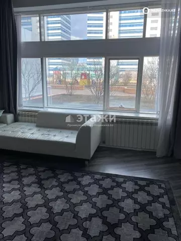 57.1 м², 2-комнатная квартира, этаж 1 из 23, 57 м², изображение - 0