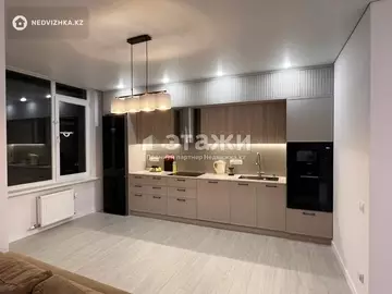 3-комнатная квартира, этаж 13 из 19, 95 м²