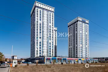 3-комнатная квартира, этаж 2 из 21, 81 м²