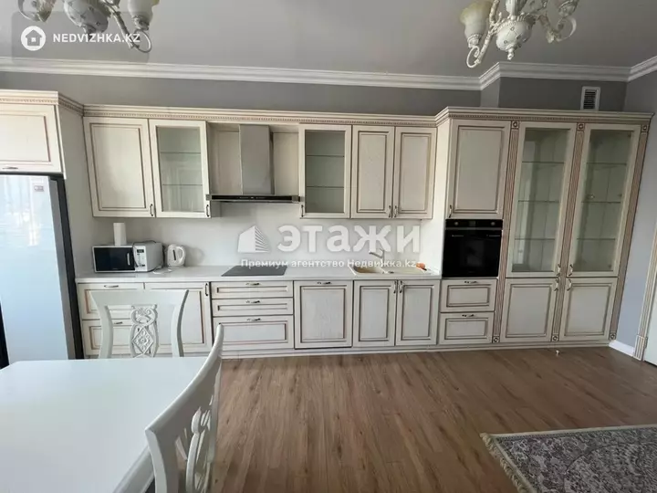 130 м², 3-комнатная квартира, этаж 15 из 15, 130 м², на длительный срок, изображение - 1