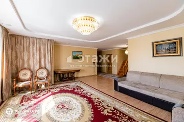 4-комнатная квартира, этаж 10 из 11, 159 м²