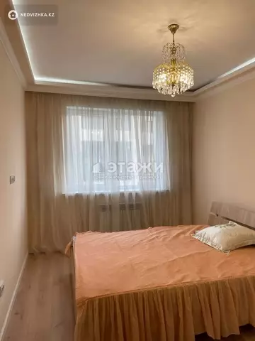 2-комнатная квартира, этаж 8 из 12, 53 м², на длительный срок