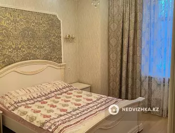 2-комнатная квартира, этаж 2 из 4, 64 м², на длительный срок