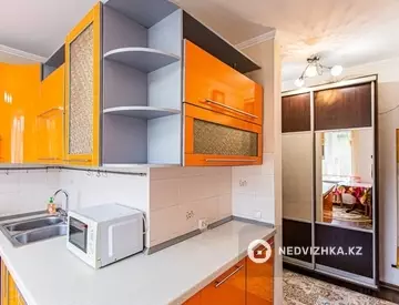 53 м², 2-комнатная квартира, этаж 2 из 4, 53 м², посуточно, изображение - 7