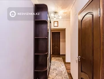 53 м², 2-комнатная квартира, этаж 2 из 4, 53 м², посуточно, изображение - 11